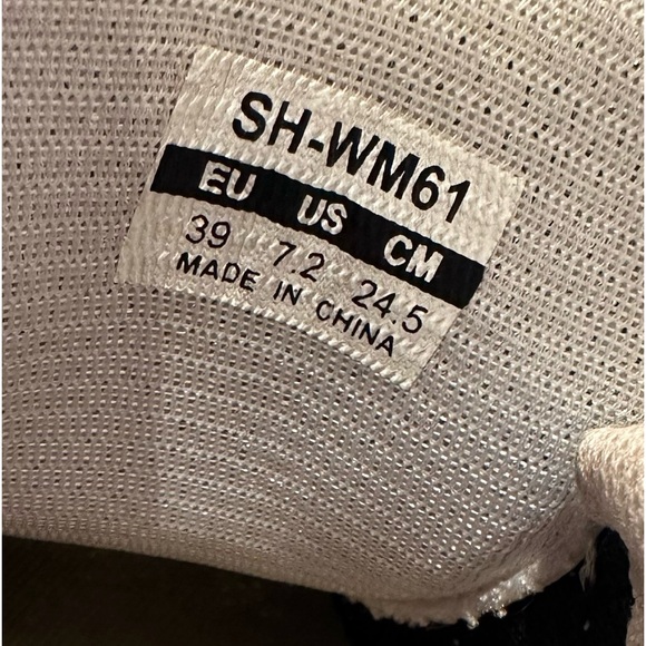 Lightly used great women’s riding shoe. - Picture 2 of 5